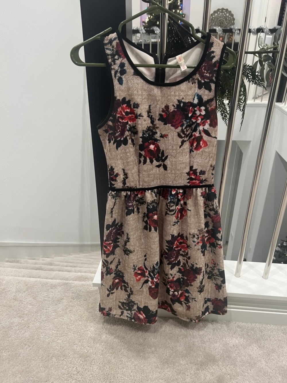 Xhilaration Black Trim Floral Print Top